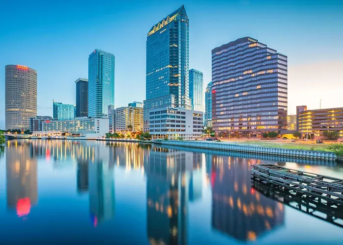 Luxury 5-Br House, Tampa Downtown With Cottage